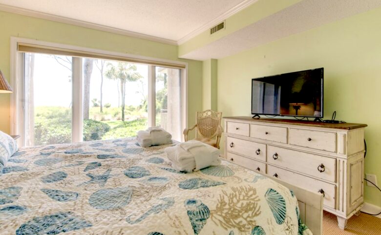 Master bedroom with ocean views, king bed, new mattress