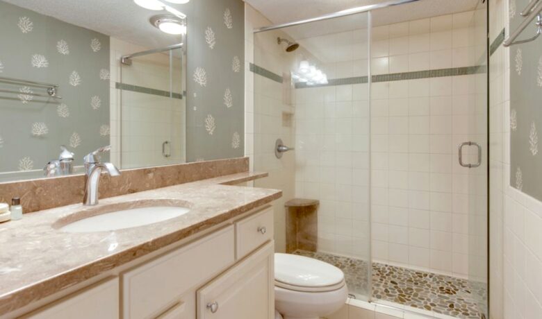 Relax and enjoy ocean front villa , private covered patio, 1st floor, no stairs - Hilton Head, South Carolina