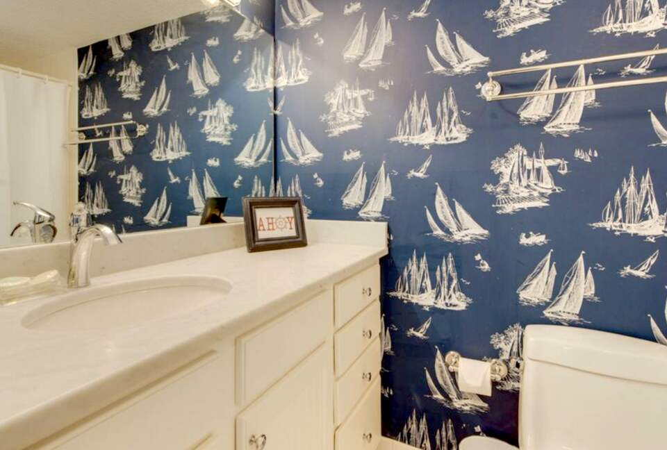 Relax and enjoy ocean front villa , private covered patio, 1st floor, no stairs - Hilton Head, South Carolina