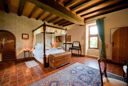 Manoir Coteaux - Doue la Fountain - Anjou Loire, France