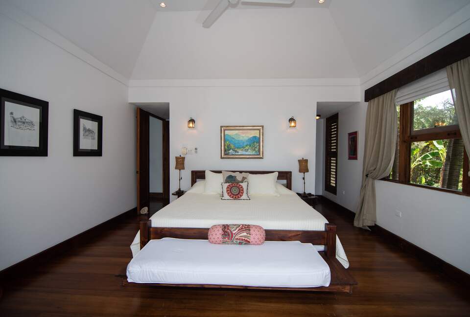 Ocean Front Caribbean Sea Villa - Brown Shuggah (Ocho Rios) - Llandovery Estate, Jamaica