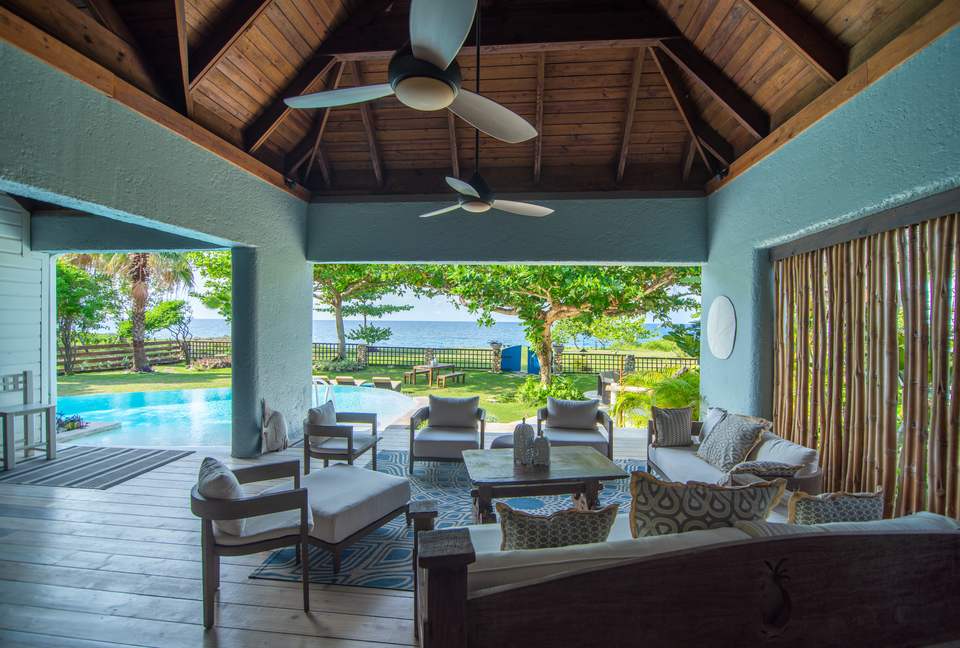 Ocean Front Caribbean Sea Villa - Brown Shuggah (Ocho Rios) - Llandovery Estate, Jamaica