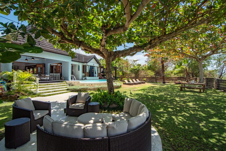 Ocean Front Caribbean Sea Villa - Brown Shuggah (Ocho Rios) - Llandovery Estate, Jamaica