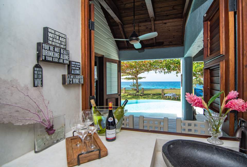 Ocean Front Caribbean Sea Villa - Brown Shuggah (Ocho Rios) - Llandovery Estate, Jamaica