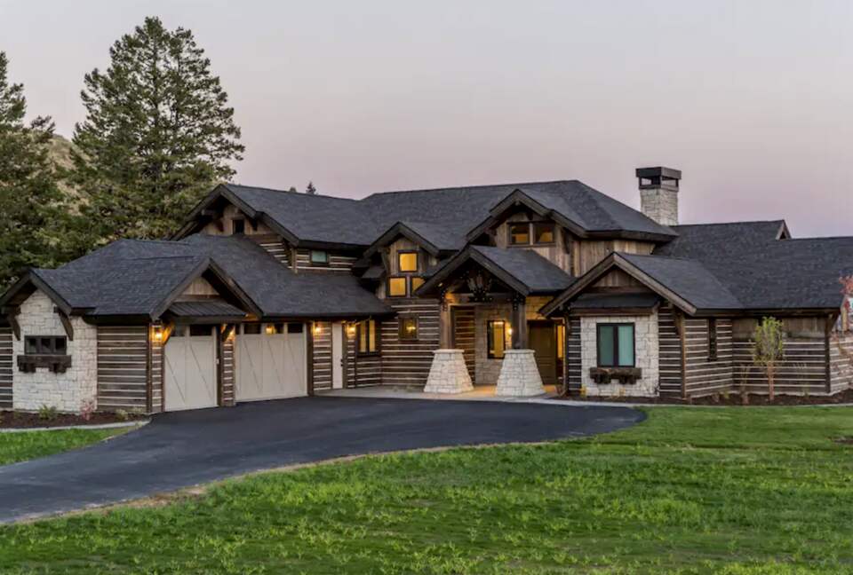 The Lodge at Cherry Butte - Ashton, Idaho