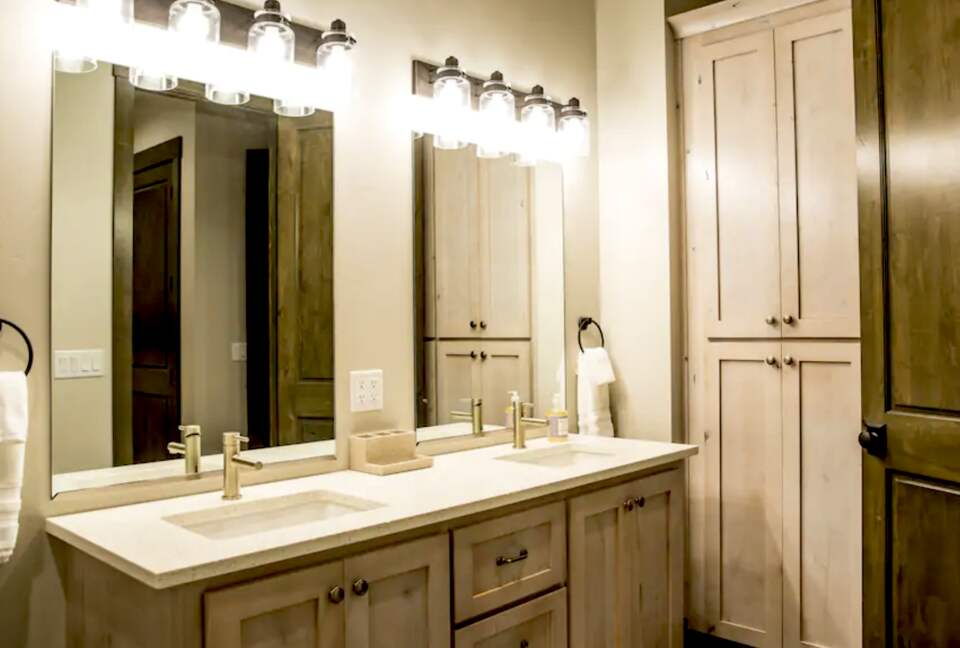 The Lodge at Cherry Butte - Ashton, Idaho