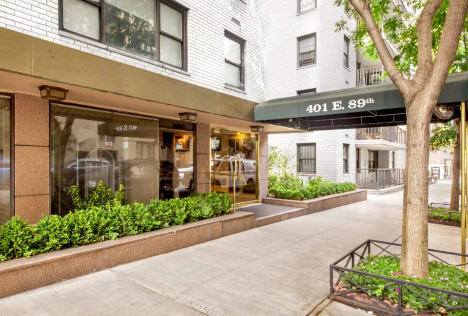 Luxury Upper East Side Family Apartment - New York, New York