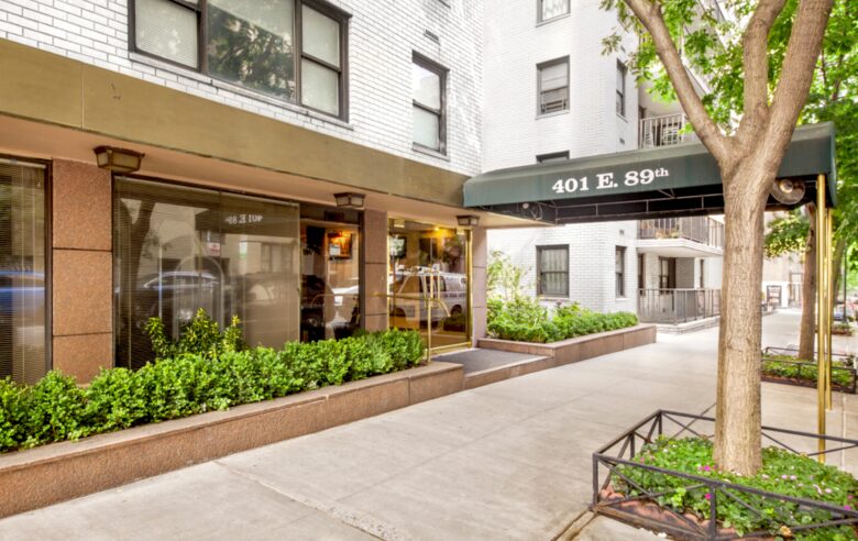 Luxury Upper East Side Family Apartment - New York, New York