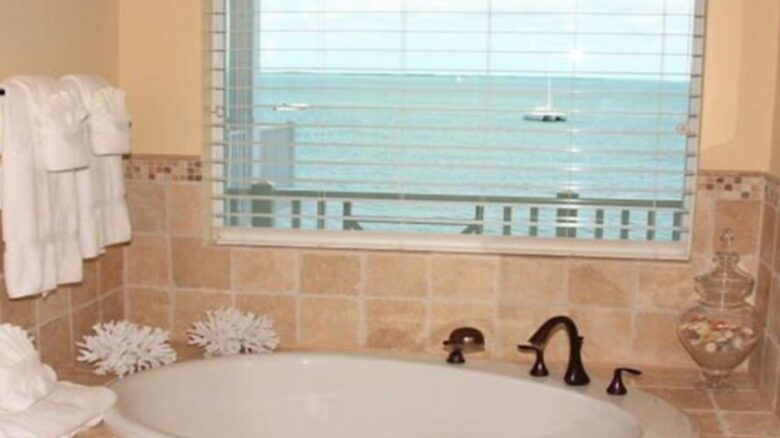 Jimmy Johnson's Fisherman's Cove - 3 Bedroom - Key Largo, Florida