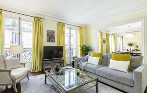 Rue Saints Peres - Paris, France