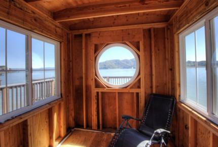 Waterfront Apartment: A Ferry Away From San Francisco! - Tiburon, California