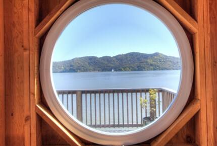Waterfront Apartment: A Ferry Away From San Francisco! - Tiburon, California