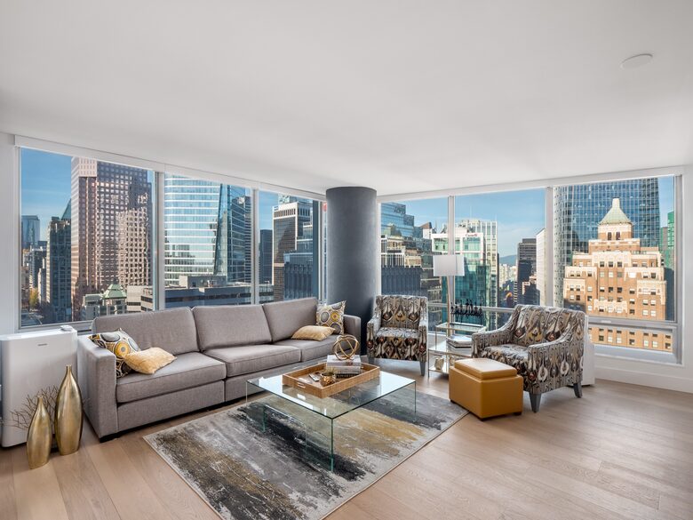 Luxury Residence at Terminal City Club - Vancouver, Canada