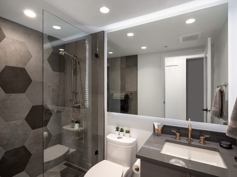 Luxury Residence at Terminal City Club - Vancouver, Canada