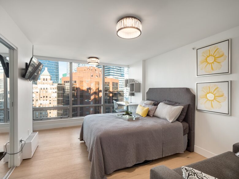 Luxury Residence at Terminal City Club - Vancouver, Canada