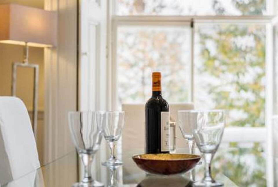 Prestige Apartment near Kensington Palace and Notting Hill, London - Kensington, United Kingdom