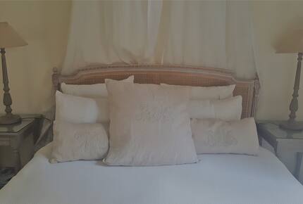 Rue de Seine - Paris, France