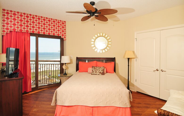 North Beach Resort and Villas 4 Bedroom Villa - North Myrtle Beach, South Carolina