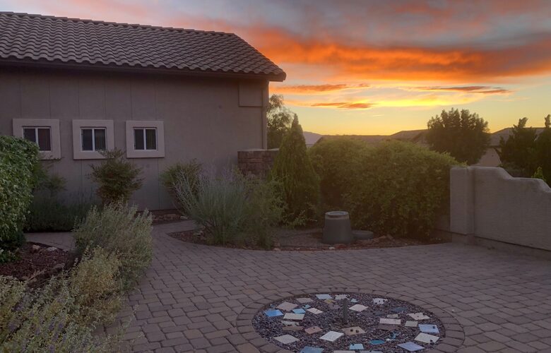 Desert Luxury - 25 Minutes to Sedona! - Cornville, Arizona