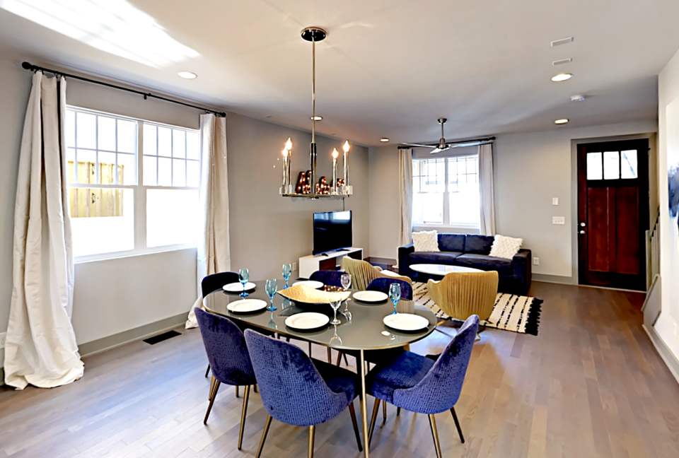 Waverly Luxury in Nashville - Nashville, Tennessee