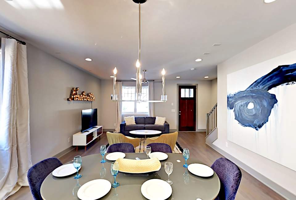 Waverly Luxury in Nashville - Nashville, Tennessee