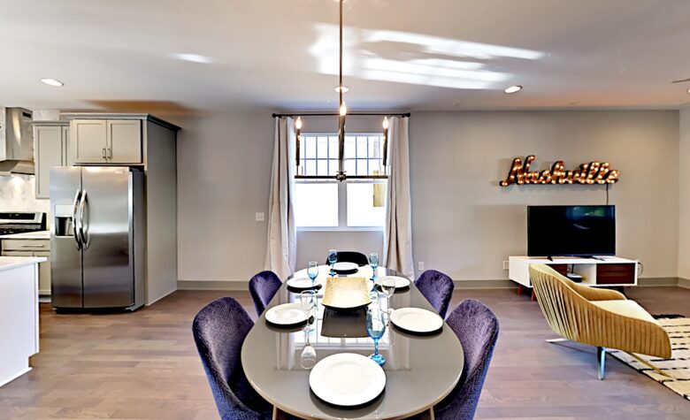 Waverly Luxury in Nashville - Nashville, Tennessee