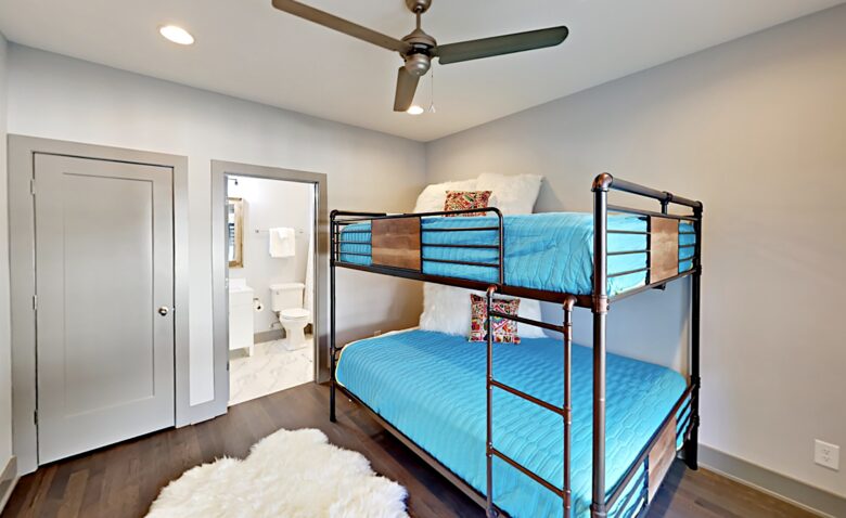 Waverly Luxury in Nashville - Nashville, Tennessee