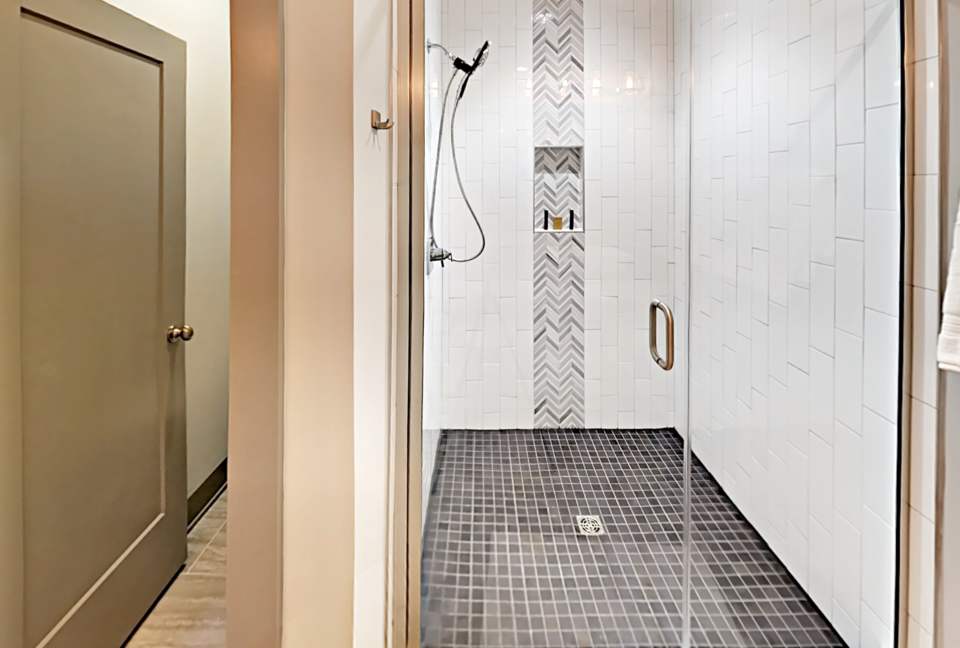 Waverly Luxury in Nashville - Nashville, Tennessee