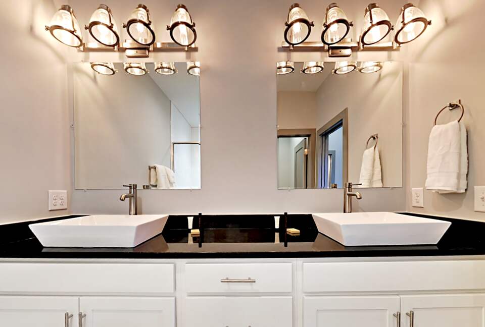 Waverly Luxury in Nashville - Nashville, Tennessee