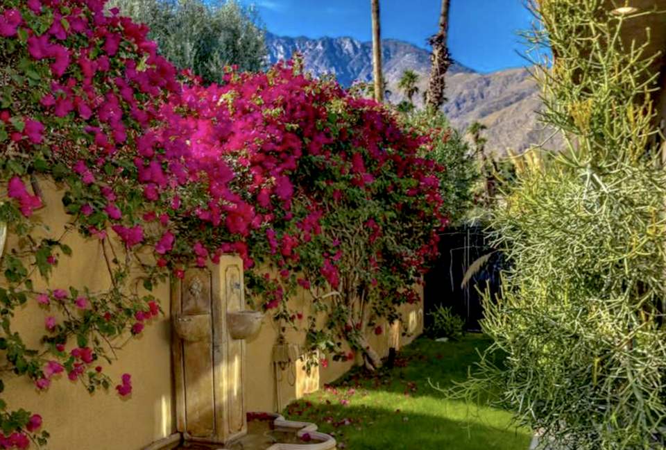 Modern Desert Townhome - Palm Springs, California