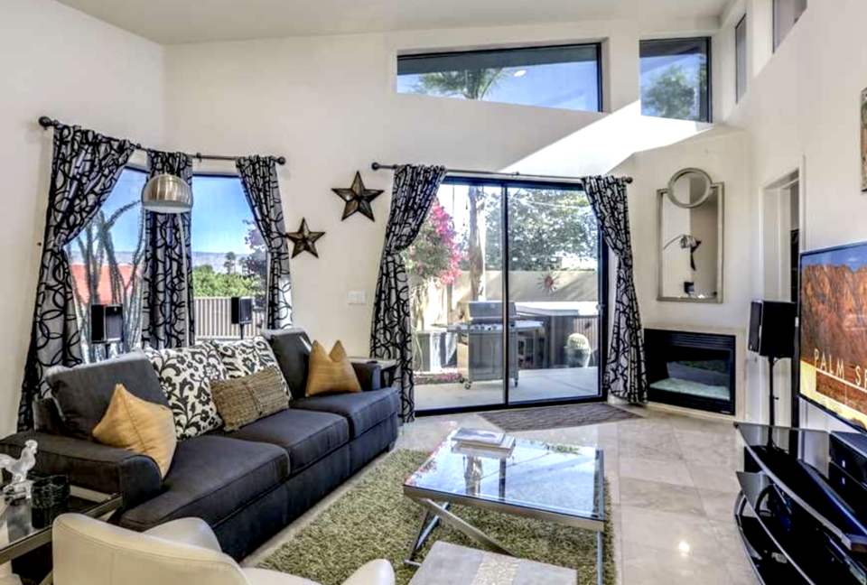 Modern Desert Townhome - Palm Springs, California