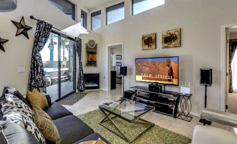 Modern Desert Townhome - Palm Springs, California