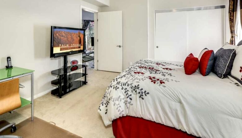 Modern Desert Townhome - Palm Springs, California