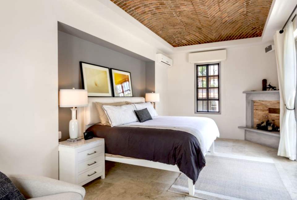 San Miguel Contemporary Home with an Old World Flare - San Miguel de Allende, Mexico