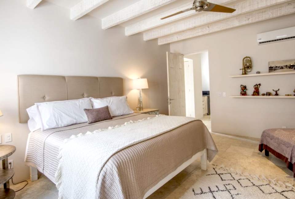 San Miguel Contemporary Home with an Old World Flare - San Miguel de Allende, Mexico