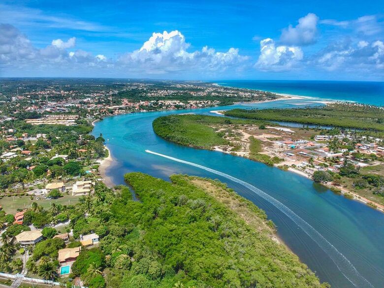 Barra do Jacuipe - Beach Front - Camaçari, Brazil
