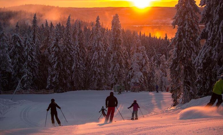 Swedish Ski Chalet and Lake House - Hedemora, Sweden