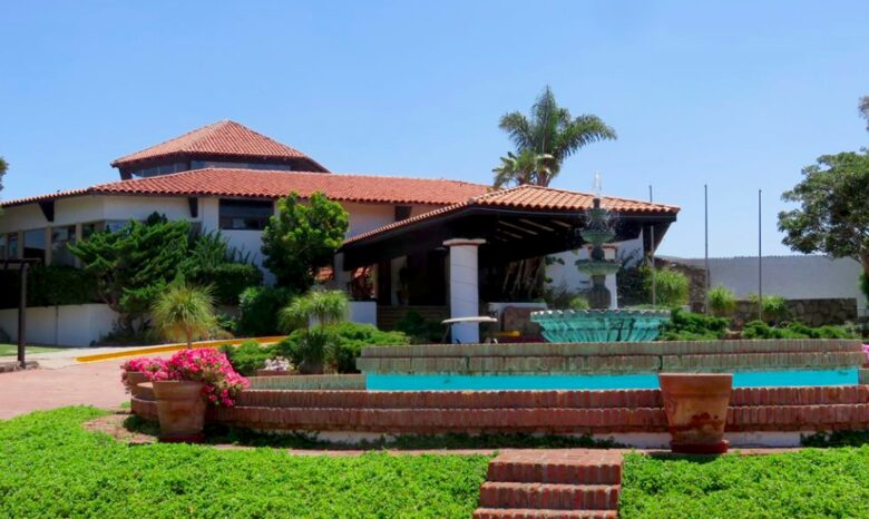 Casa de Perros Amarillos - Bajamar Oceanfront Resort - Ensenada, Mexico