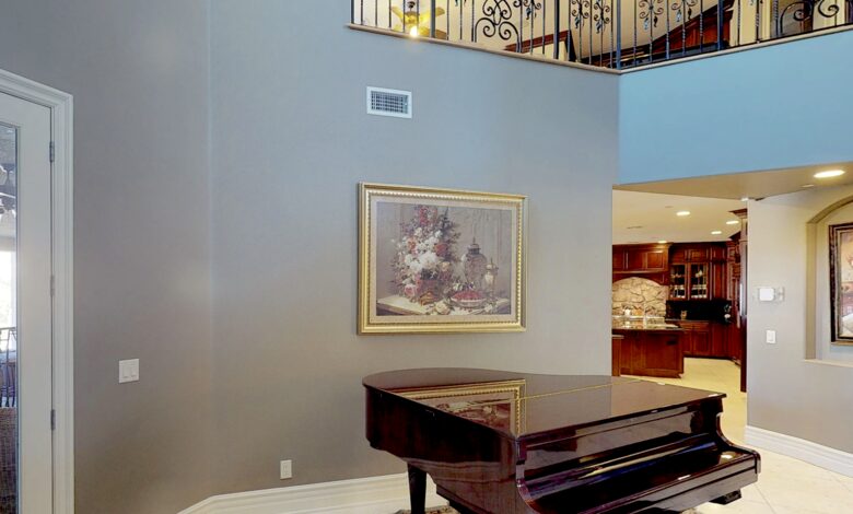 Las Vegas Mini Castle #1 (Double Down) - Las Vegas, Nevada