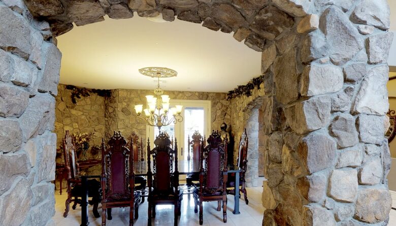 Las Vegas Mini Castle #1 (Double Down) - Las Vegas, Nevada