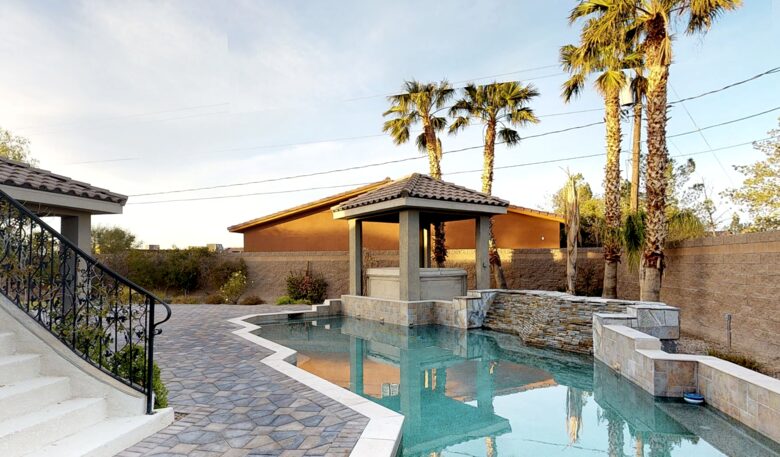 Las Vegas Mini Castle #1 (Double Down) - Las Vegas, Nevada