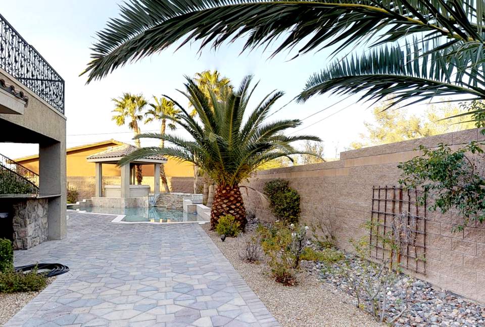 Las Vegas Mini Castle #1 (Double Down) - Las Vegas, Nevada