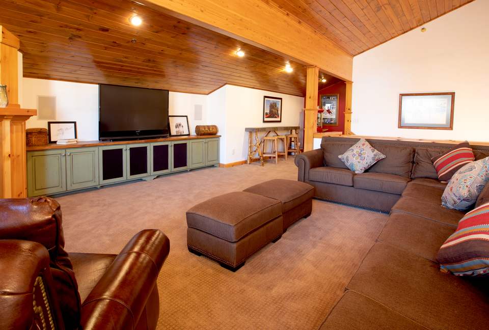 Swiss-Themed Luxurious Townhome - Midway, Utah