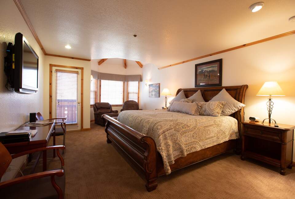 Swiss-Themed Luxurious Townhome - Midway, Utah