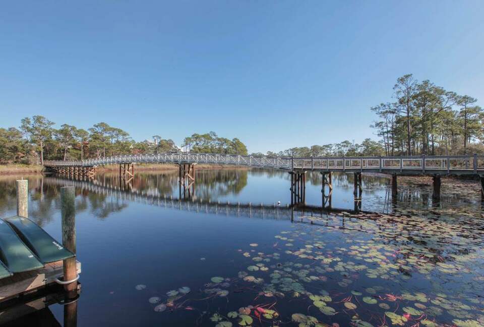 dune lake, rare brachish water