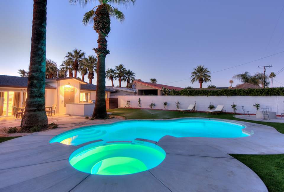 Palm Desert Oasis - Palm Desert, California