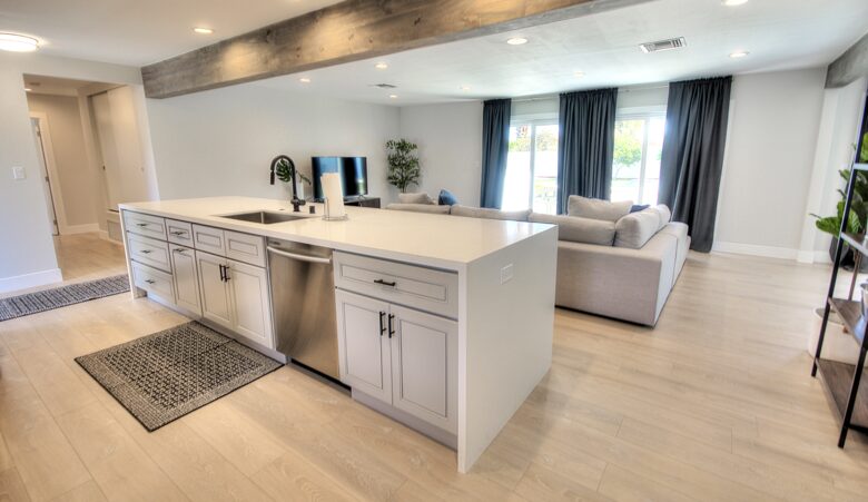 Palm Desert Oasis - Palm Desert, California