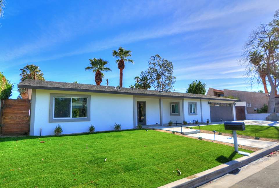 Palm Desert Oasis - Palm Desert, California