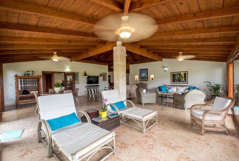 Tres Palmas Villa with gorgeous golf, lake & ocean horizon views - Casa de Campo, Dominican Republic