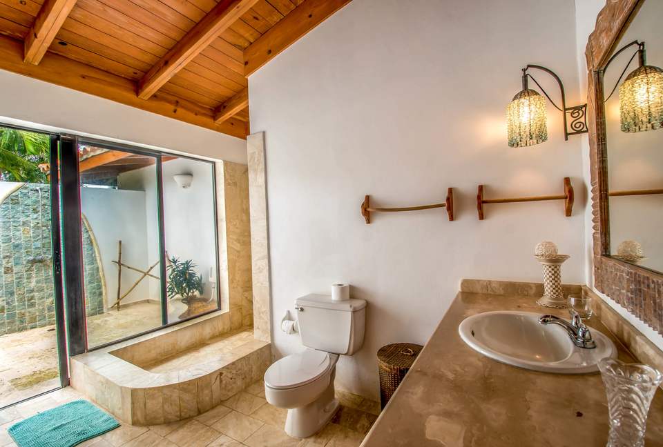 Tres Palmas Villa with gorgeous golf, lake & ocean horizon views - Casa de Campo, Dominican Republic